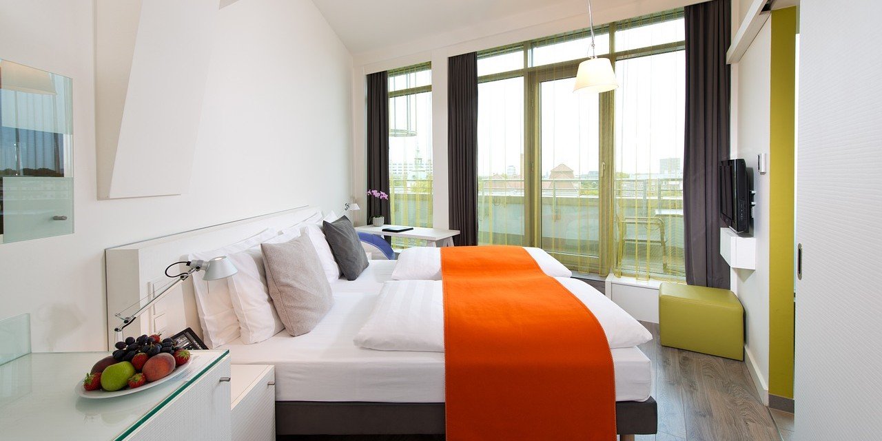 Metro Manila Staycations: An Alternative to Traditional Vacations!