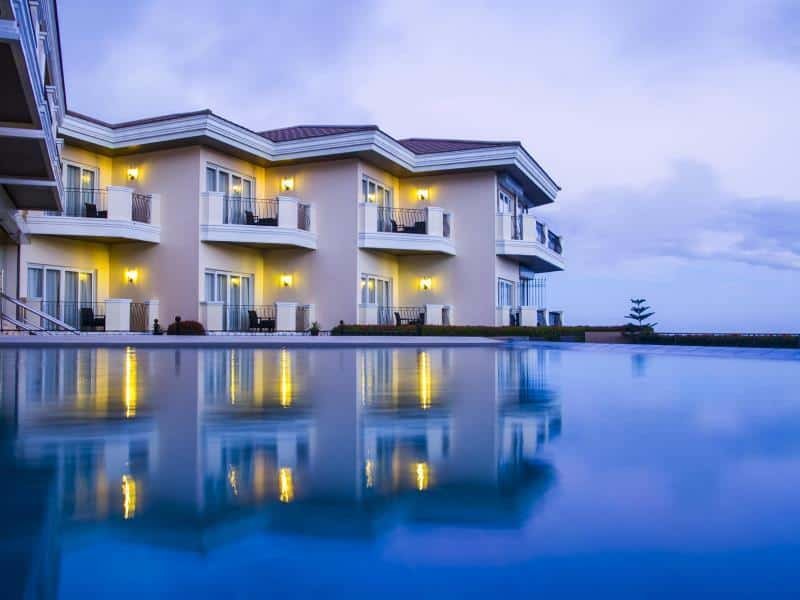 the lake hotel tagaytay
