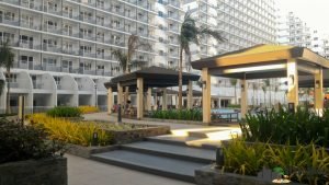 Shell Residences Swimming Pool