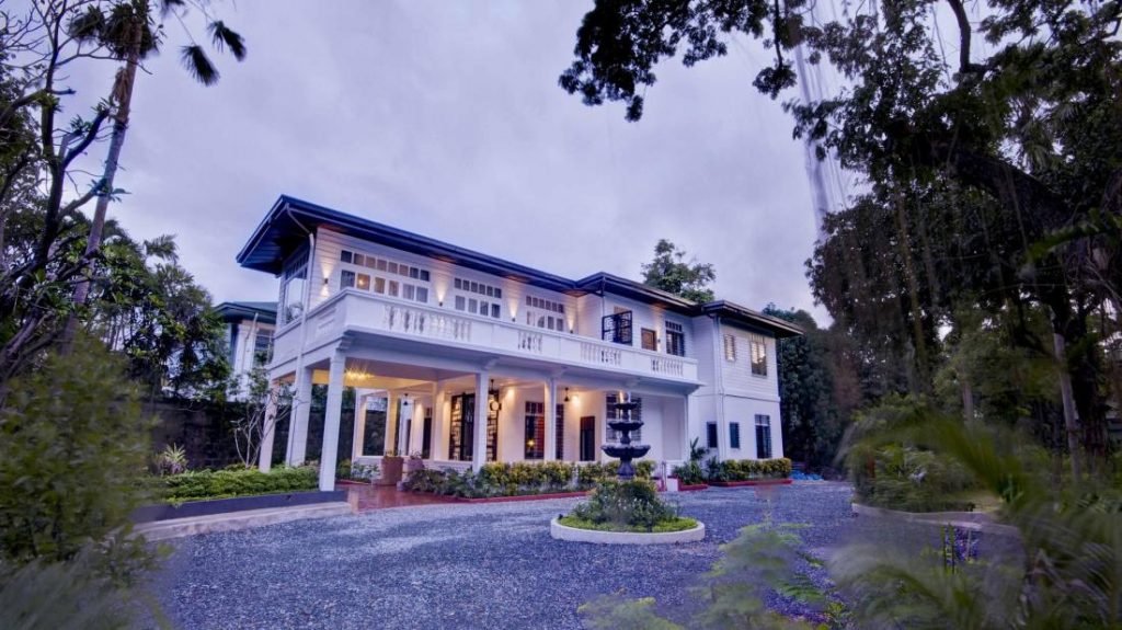 The Henry Hotel Manila