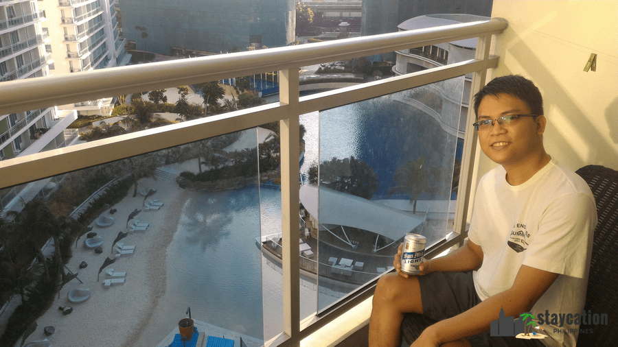 Azure Airbnb Staycation