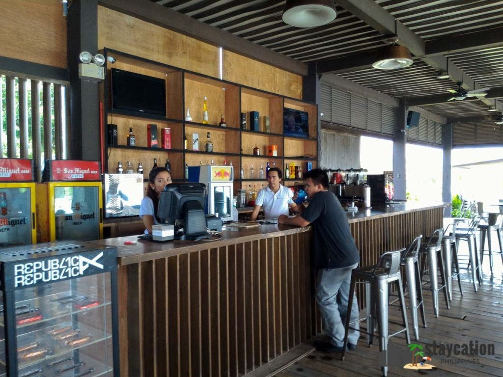 Bar and Resto