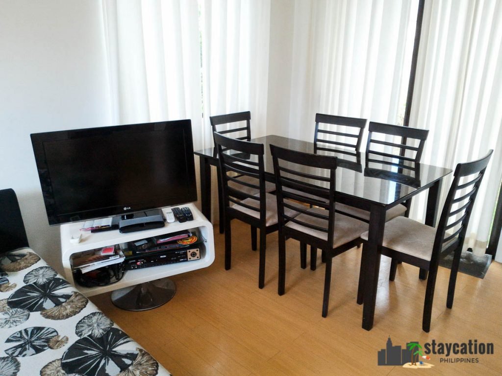 TV with cable and videoke