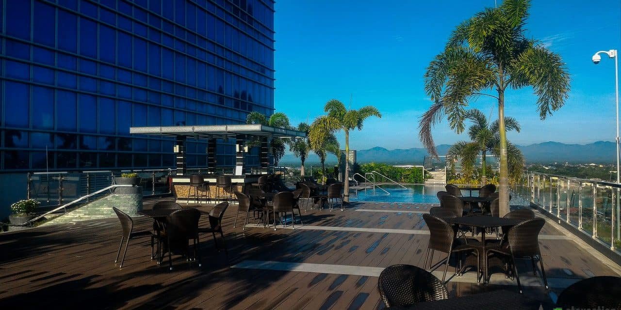 Give Yourself a 5-Star Treatment in Richmonde Hotel Iloilo