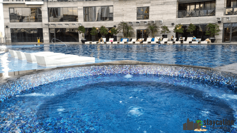 Airbnb advantages and disadvantages