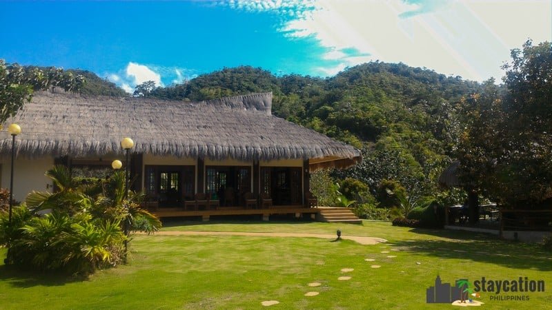 Infinity Heights Siquijor restaurant and cottages