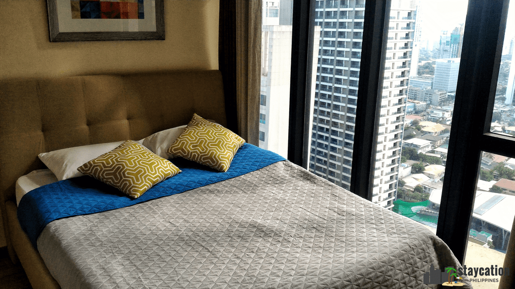 What is Airbnb? The Advantages and Disadvantages